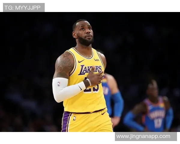 克洛尼首节火力全开7投5中轻松砍下14分1篮板1助攻表现惊艳 克洛尼首节火力全开7投5中轻松砍下14分1篮板1助攻表现惊艳