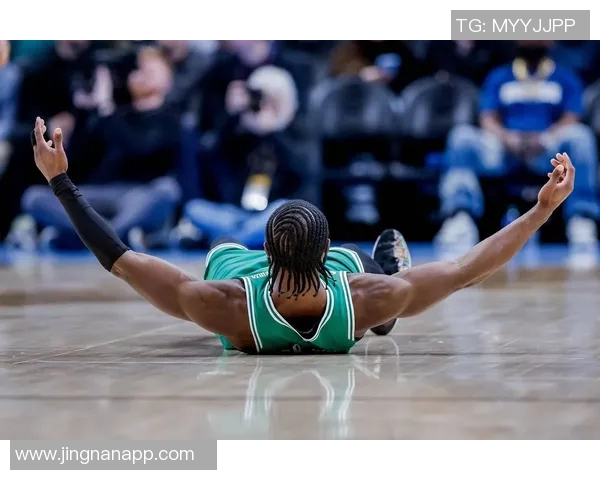 腿筋紧张问题缓解马祖拉透露布朗训练参与情况每日观察